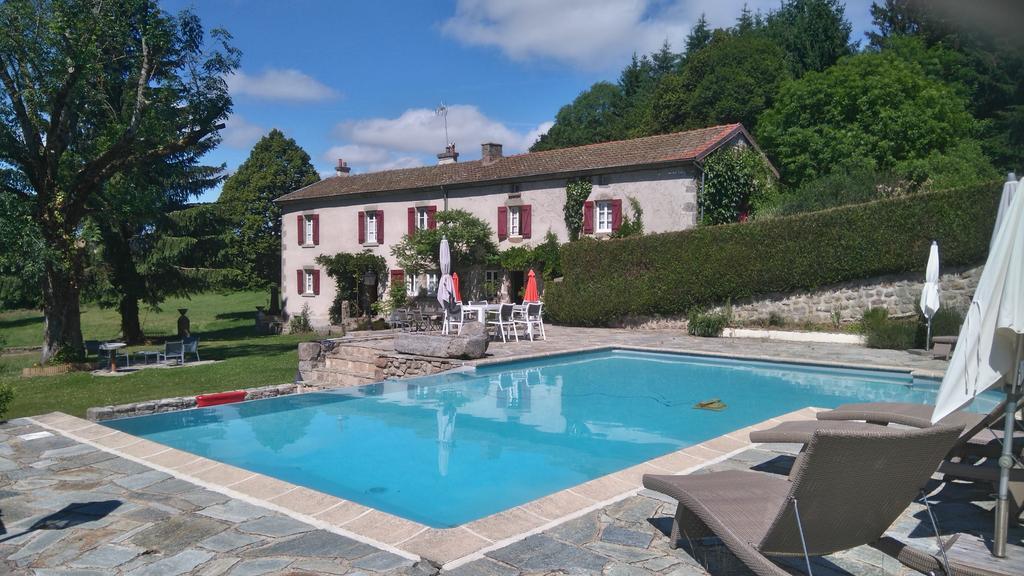 Les Vergnes Saint-Pardoux-le-Neuf المظهر الخارجي الصورة